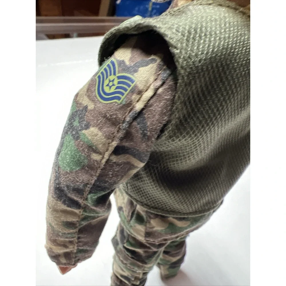 GI Joe  Vintage Action Figure 11" Camo Face Uniform Tactical Vest Air Force 1996 - Picture 11 of 12